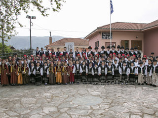 Το πρόγραμμα του τμήματος παραδοσιακών χορών του Ν.Π.Δ.Δ. Δήμου Ζίτσας 